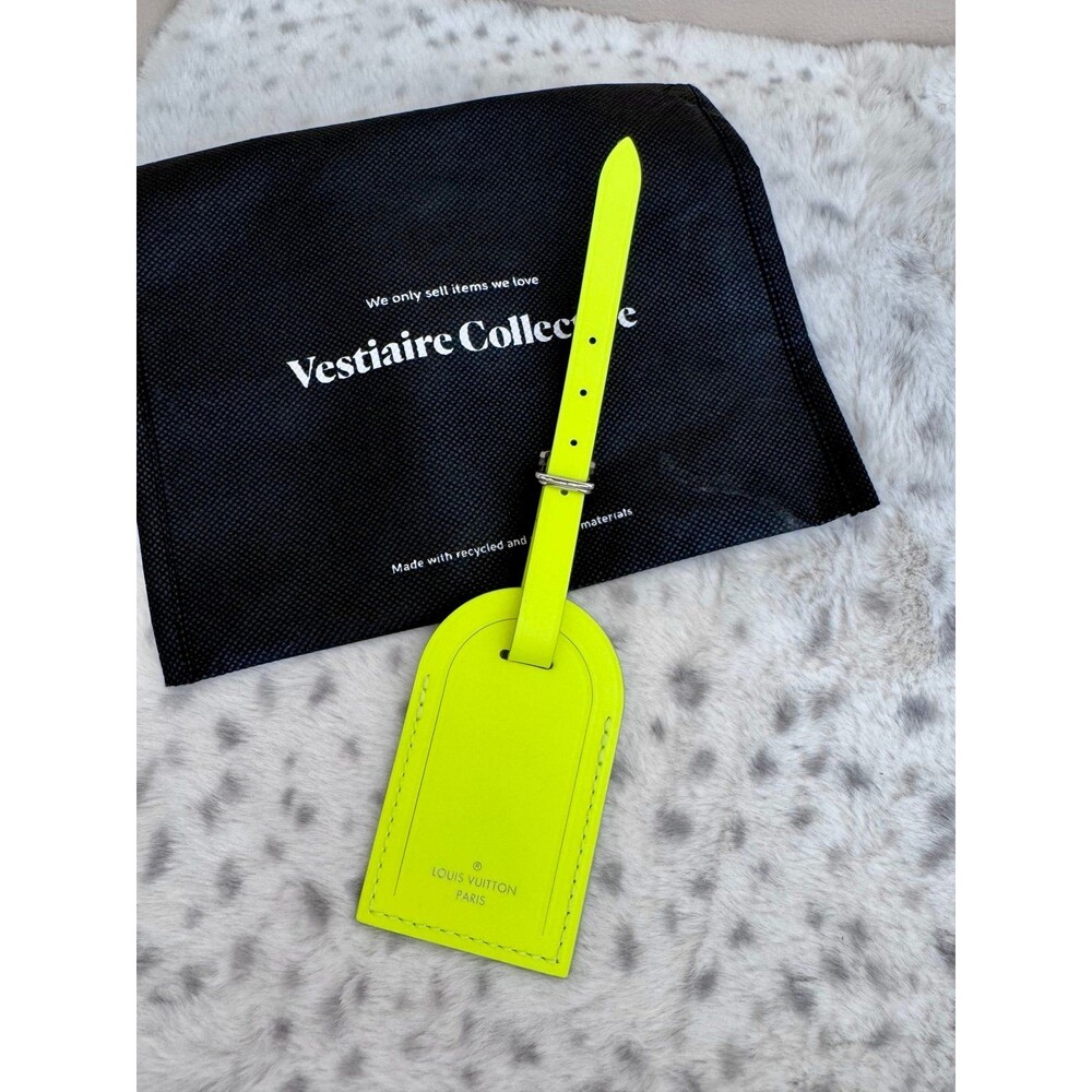 Authentic HTF LOUIS VUITTON LV Neon Yellow Leather Luggage Tag